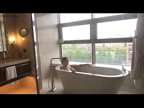 ❤️ Hiiglaslik beib kirglikult oma tussu riivimas vannitoas Porno fb at us et.ixiporn.ru