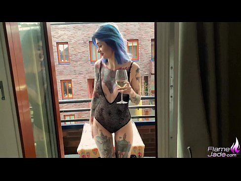 ❤️ Hiiglaslik tüdruk imeb neeluga ja keppib kirglikult vaba taeva all Porno fb at us et.ixiporn.ru